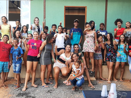 Aulas de inglês em Cafarnaum: esperança de um futuro melhor