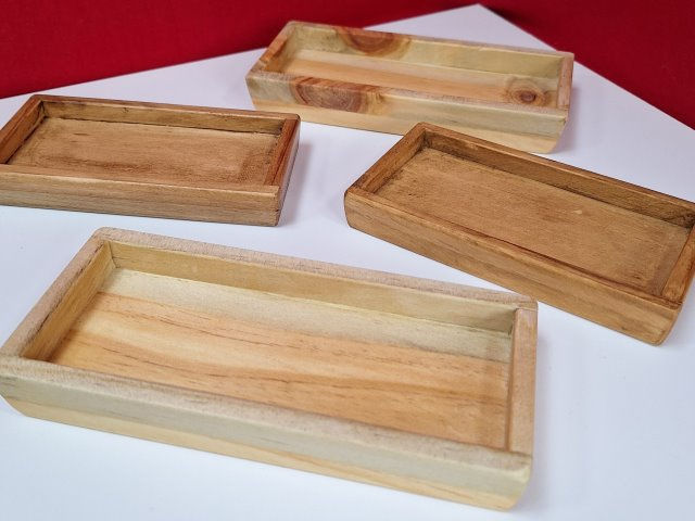 Thumbnail: Valet Trays