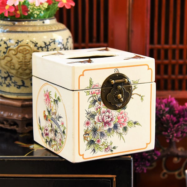 Thumbnail: Square Tissue Box Cover