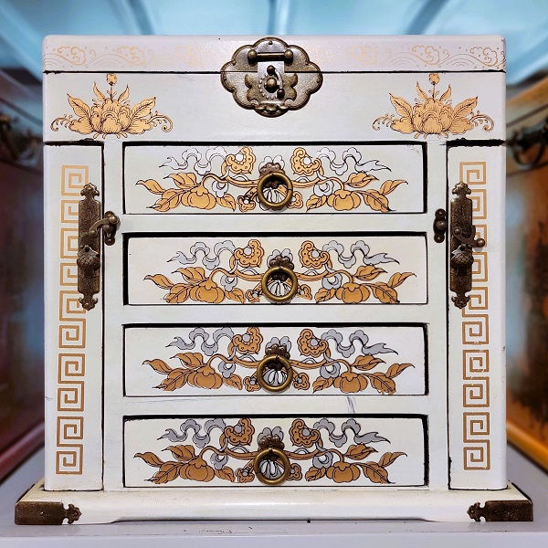 Thumbnail: Hupo Jewellery Box with Mirror