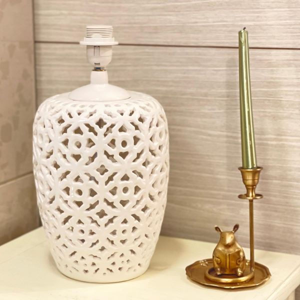 Thumbnail: Openwork Daffodil Jar Lamp