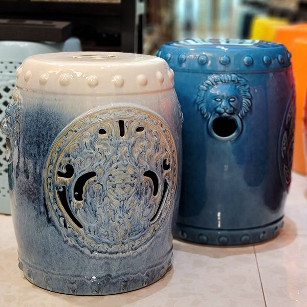 Thumbnail: Brocade Lion Garden Stool