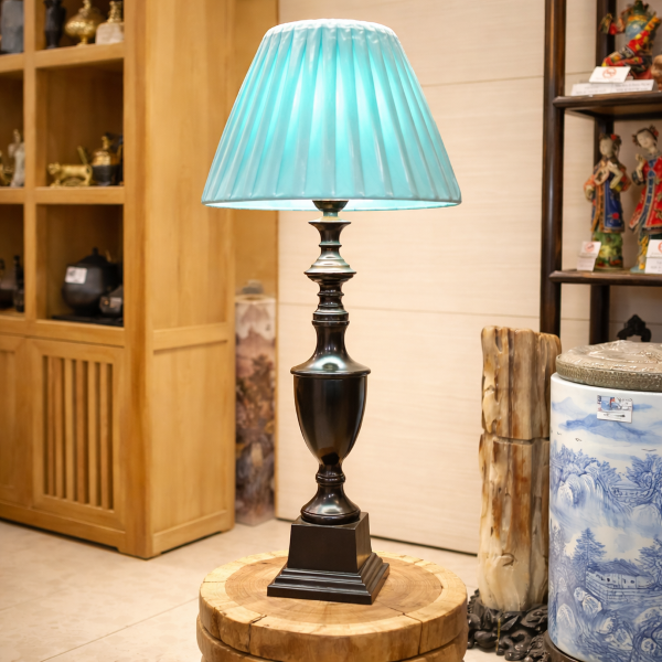 Victory Table Lamp