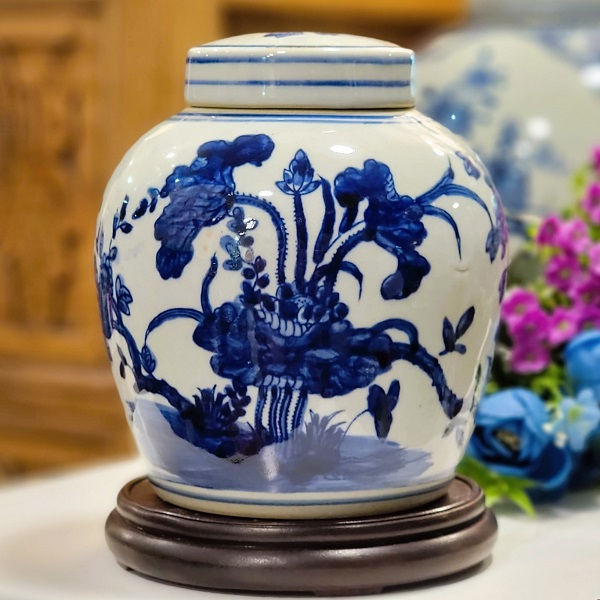 Thumbnail: Ginger Jars 7"