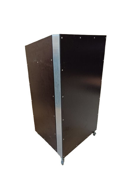 Miniaturbild: frontseite-des-rednerpultes-klappbar