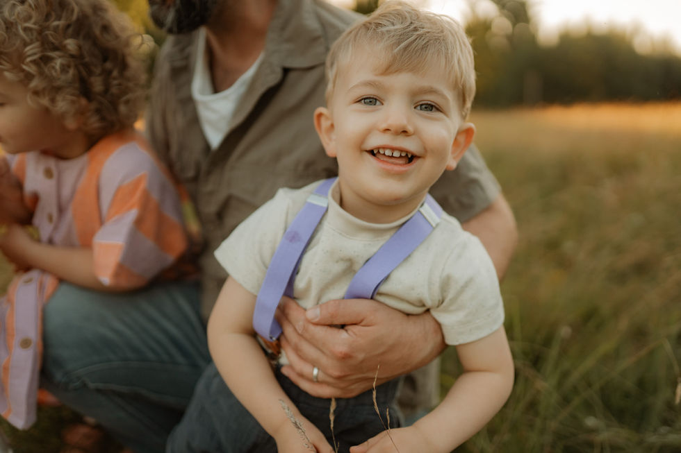 Familienshooting, Familienshooting Siegen, Familienfotografin Siegen, Familienshooting Kreuztal, Familienfotografin Kreuztal, Fotografin Siegen, Familienshooting Netphen, Familienfotografin Netphen, Familienshooting Wilnsdorf, Familienfotografin Wilnsdorf, Familienshooting Freundenberg, Familienfotografin Freudenberg, Familienshooting Neunkirchen, Familienfotografin Neunkirchen, Famililienshooting Burbach, Familienfotografin Burbach, Familienshooting Olpe, Familienfotografin Olpe, Fotografin Neunkirchen, Fotografin Wilnsdorf, Fotografin Kreuztal