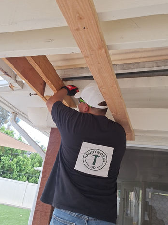 handyman working 
