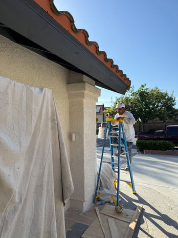 painter working 