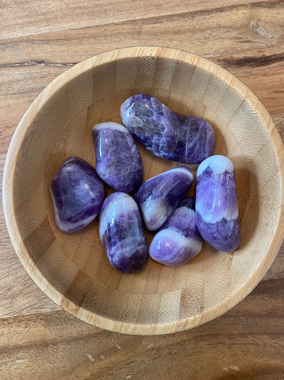 pierre naturelle amethyste, cristaux, lithotherapie, mineraux