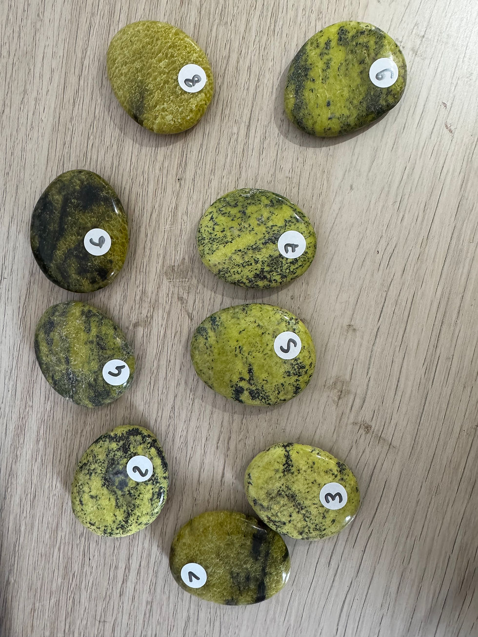 Serpentine jaune, vertus, bienfaits, chakra