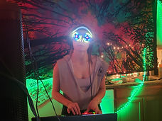 20221210_002450[1]_edited.jpg