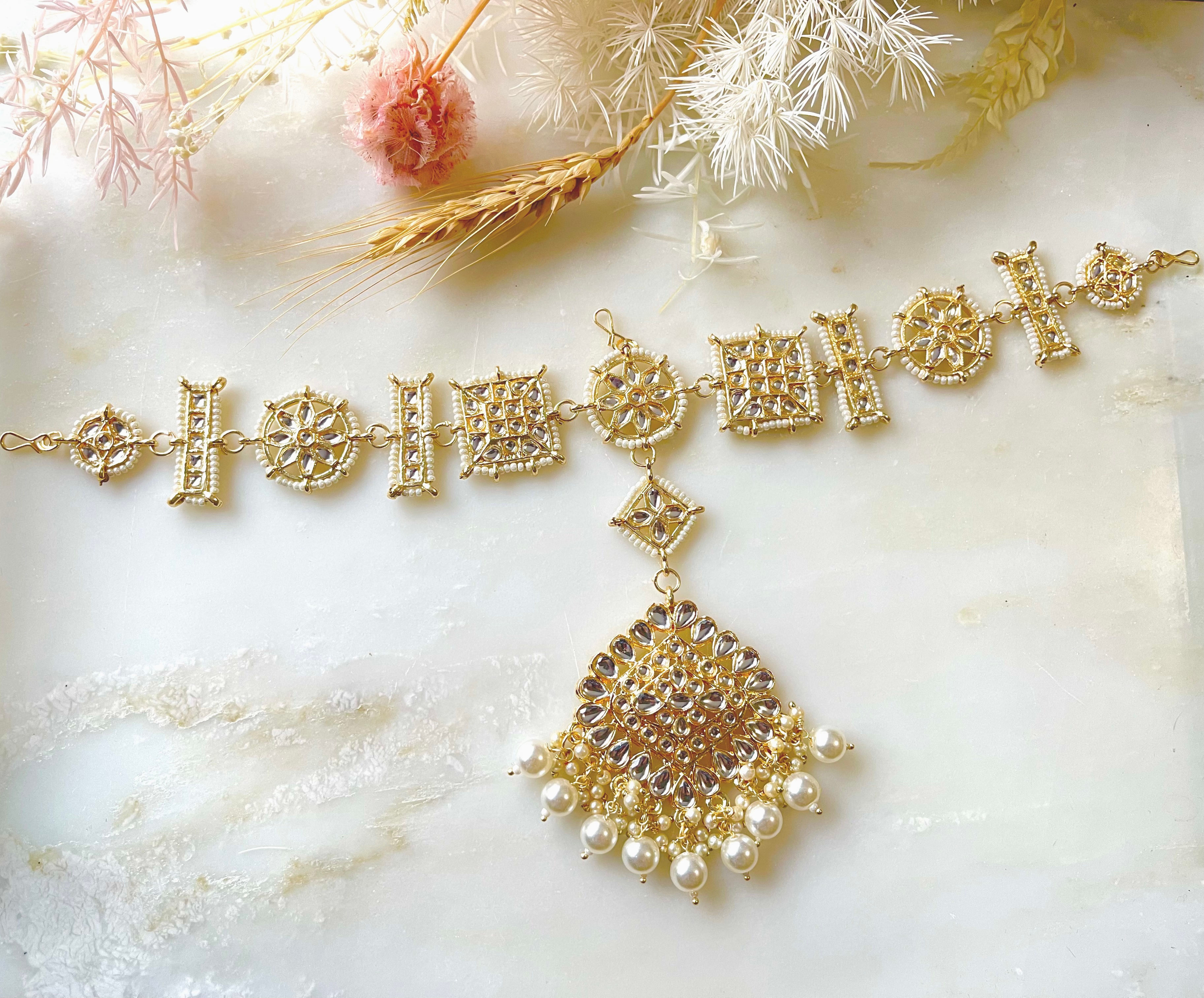 Kallasha Kundan Sheeshphool Mathapatti