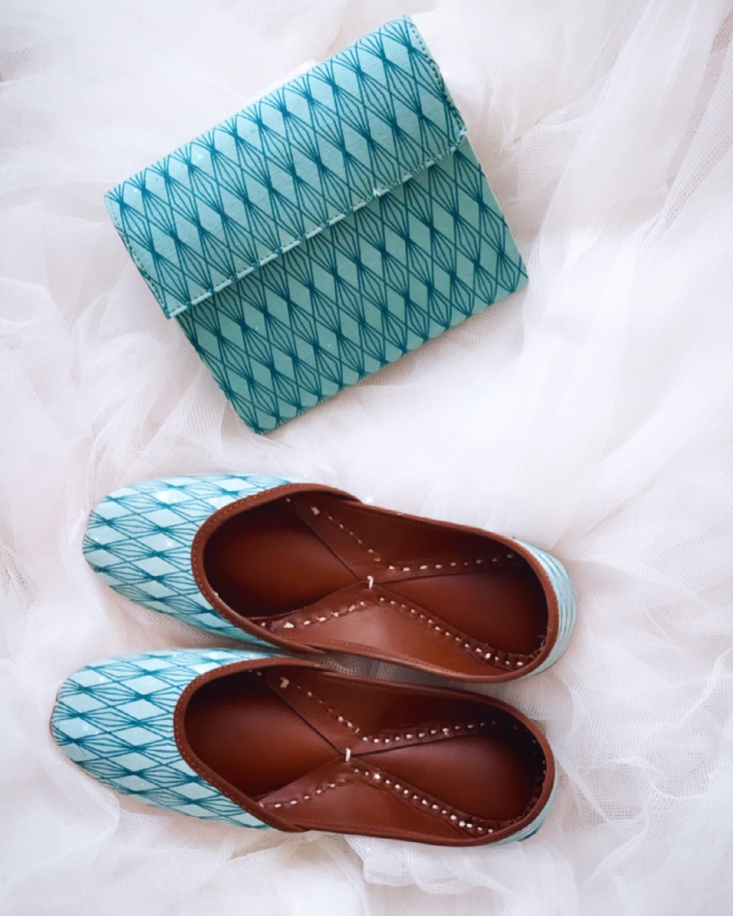 Laare Jutti+ Clutch Set