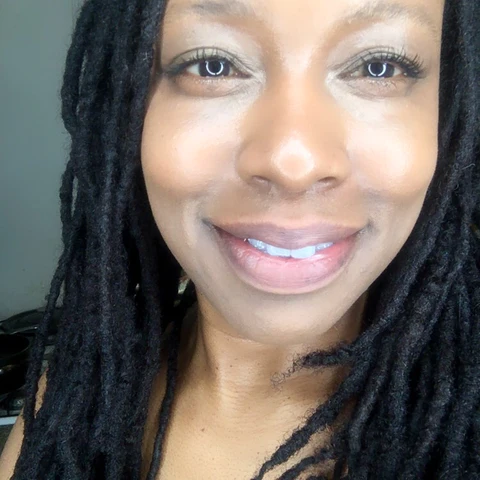 Christine-Gant-Founder-of-Brown-Butter-Beauty_480x480.webp