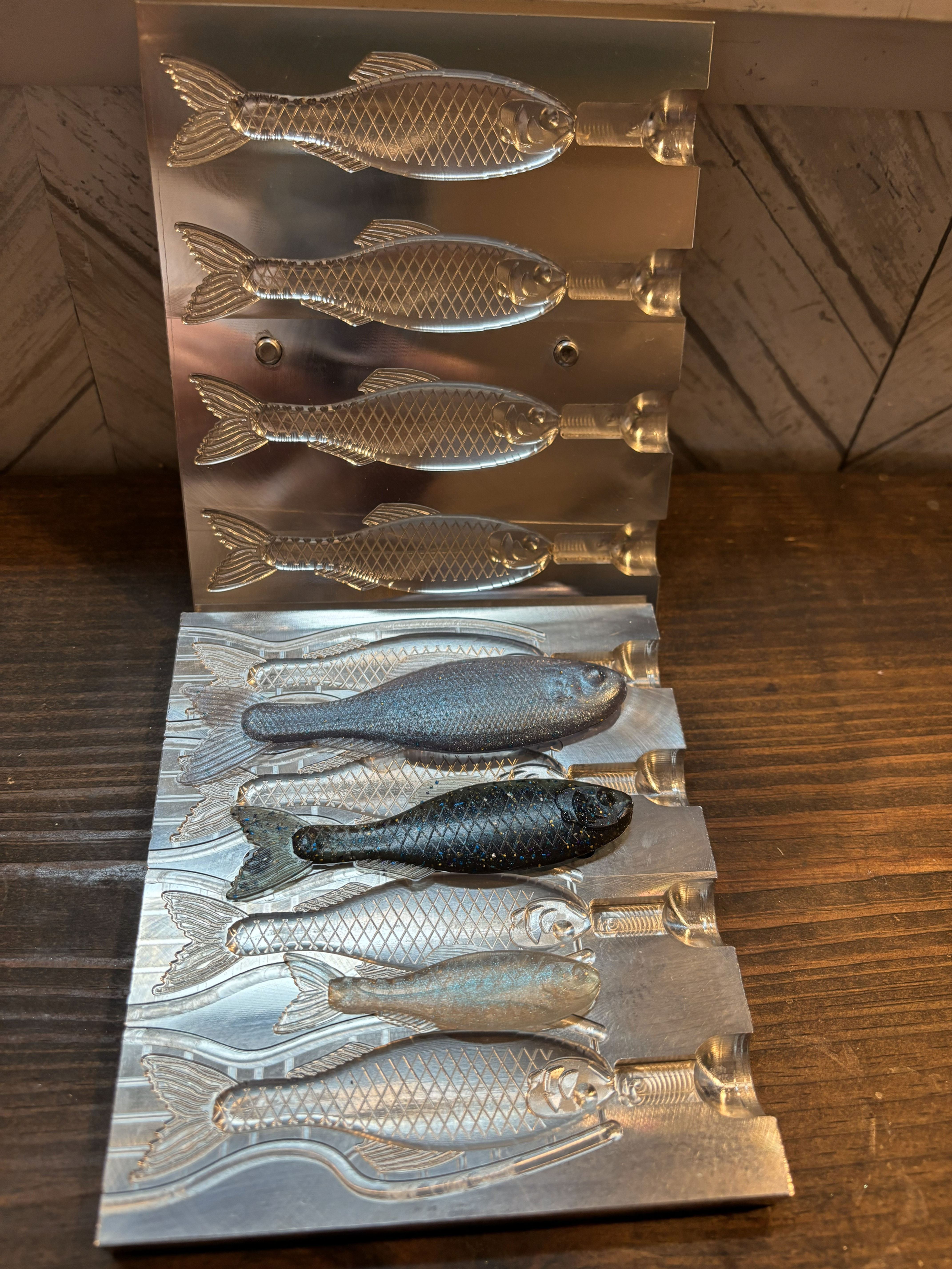 Melee Shad 2.75in 4 cavity