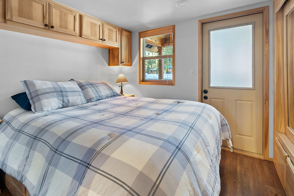 Thumbnail: Hyatt Cabin 48 - ( Hyatt Prairie, Sleeps 6)