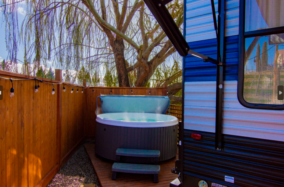 Thumbnail: Water's Edge RV - (Paschal Winery, Sleeps 4)
