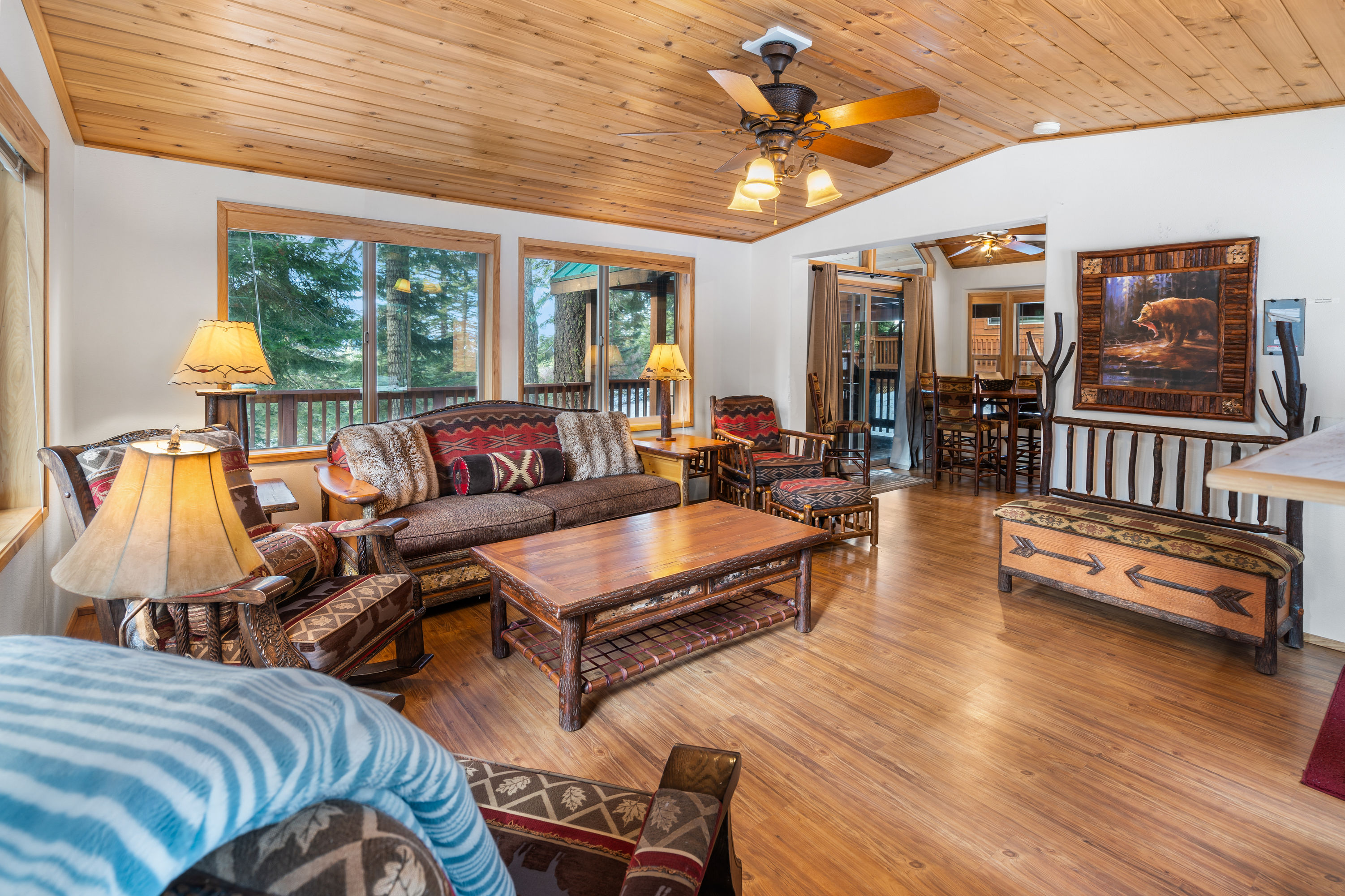 Hyatt Cabin 47 - ( Hyatt Prairie, Sleeps 6)