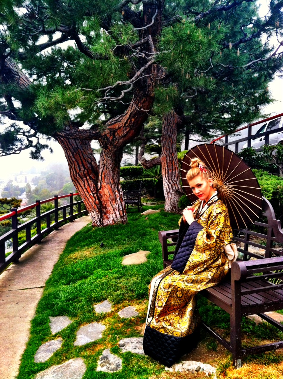 Caitlin McGrath Music Official site