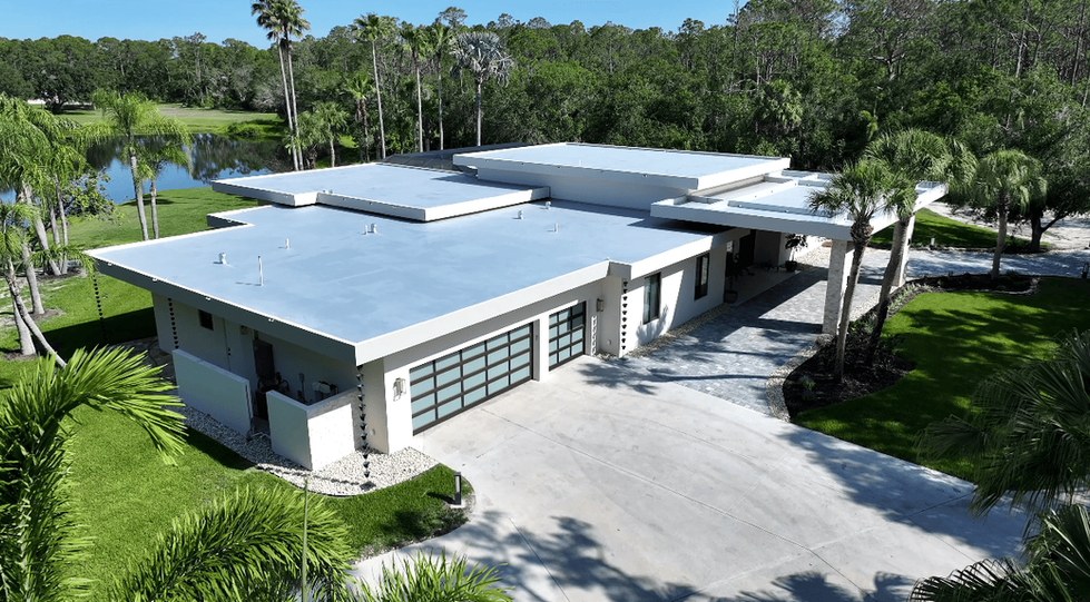 Smart home design built using the hurricane-resistant SCIP system.