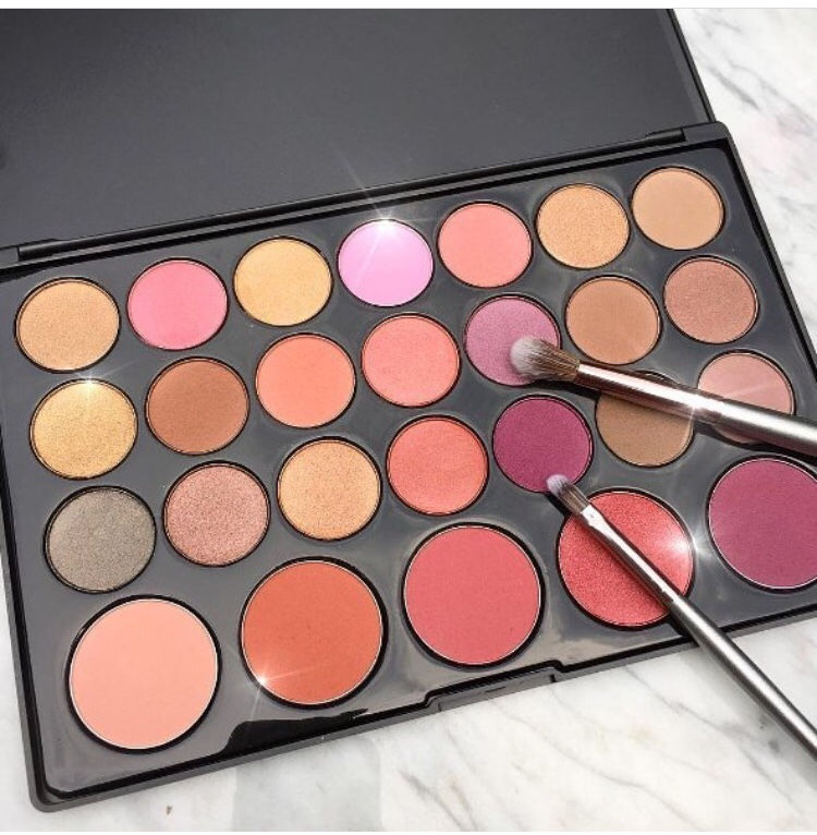 Thumbnail: Bh Cosmetics Blushed Neutrals - 26 ColorEyeshadow & Blush Palette