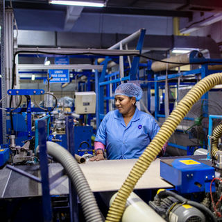 Corfo impulsa innovación en Pymes con convocatorias para absorción tecnológica y capital humano especializado