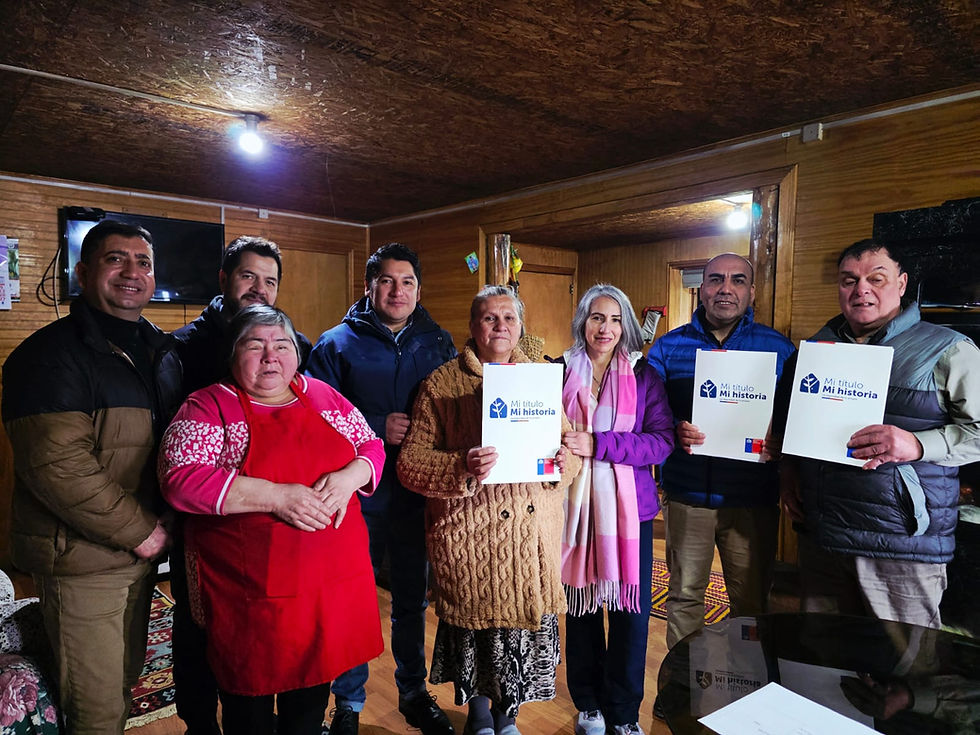 Entregan excepcionales títulos gratuitos a vecinos históricos de Repollal