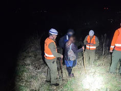 Carabineros del GOPE rescató a dos excursionistas extraviados en cima del cerro Mackay en Coyhaique