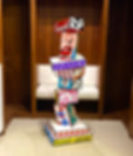 Loosey 4, Totem