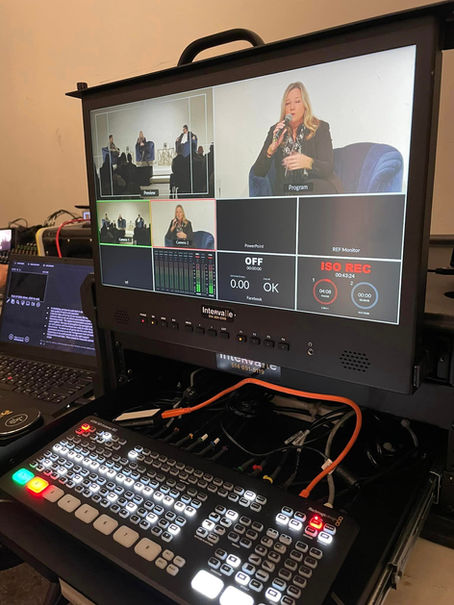 5 reasons why your business should invest in live webcasting.