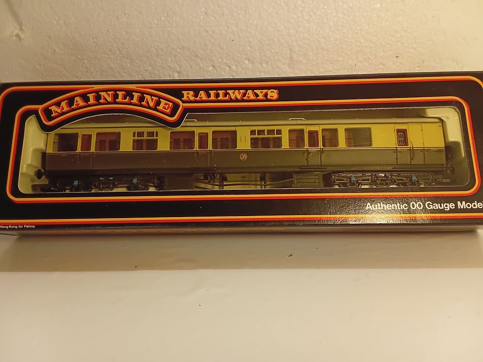 Mainline 937123 - Collett 60' 1st/3rd Brake Coach G.W.R. Livery