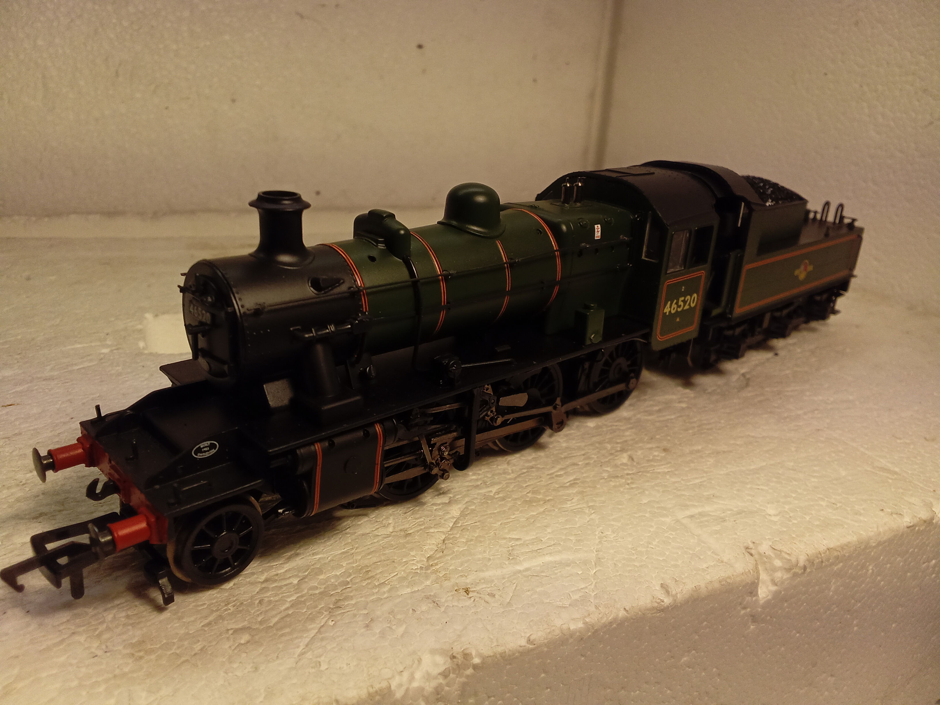 Bachmann 32-828 Ivatt Class 2 2-6-0 46520 BR Green Lined Late Crest