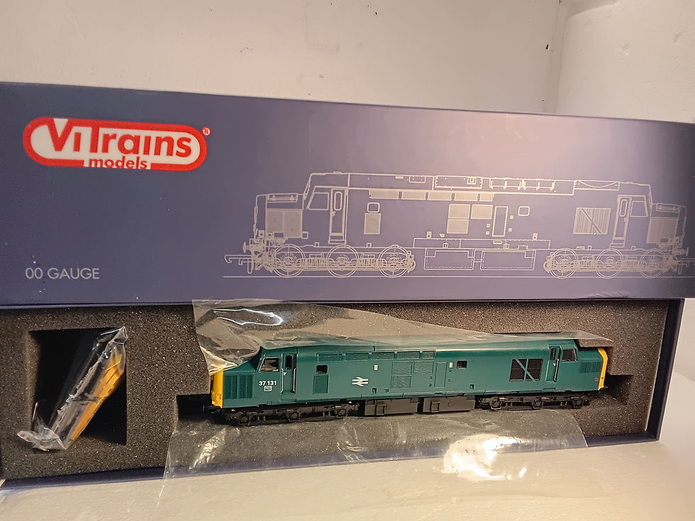 Thumbnail: ViTrains 2037 BR Diesel Locomotive Class 37 131 - BR Blue