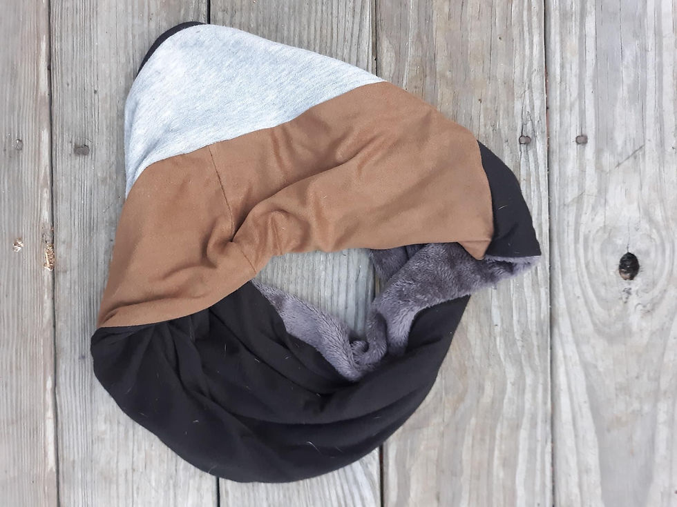 Scarf with pocket