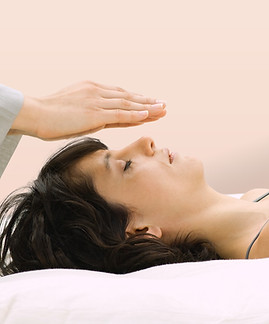 Reiki, Reiki Phoenix, Laveen Reiki, Energy Healing, Crystal