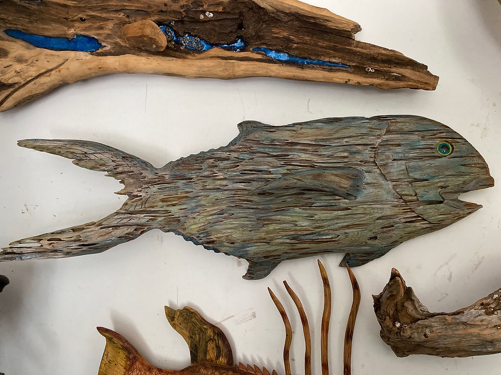 Thumbnail: Pompano driftwood carving  46x16