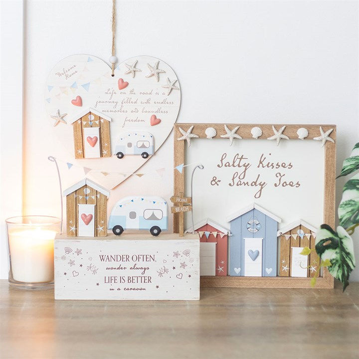 Thumbnail: Wooden beach house decorations; personalized message