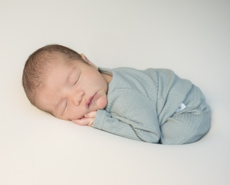 Newborn Photography in Metro Detroit, Michigan