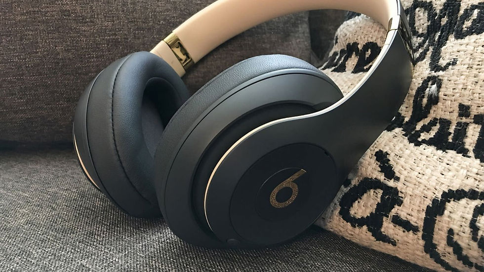 "2023 Beats Studio Pro headphones - High-quality wireless headphones with advanced features."