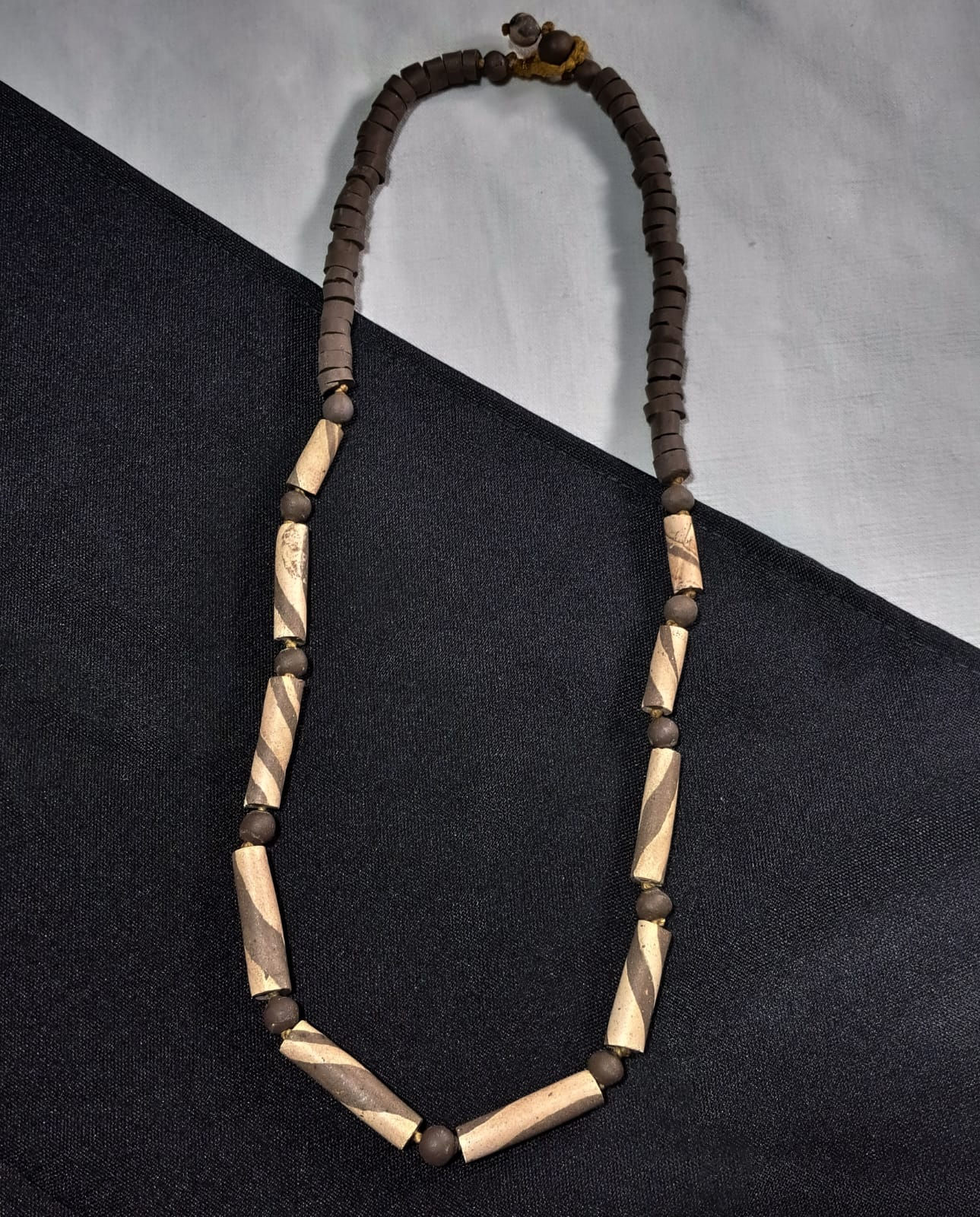 Colar 084 coleção Essência  