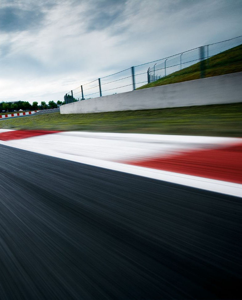 nurburg-experience_edited.jpg