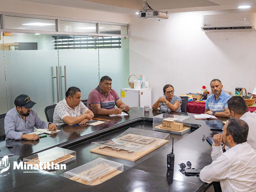 Gobierno Municipal y CFE coordinan obra de introducción de cableado eléctrico para fortalecer el desarrollo industrial en Minatitlán.