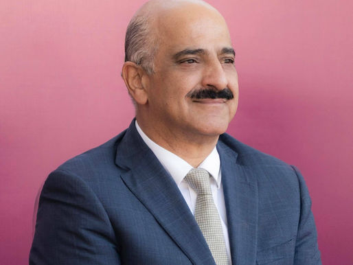 𝐒𝐀𝐂𝐔𝐃𝐈𝐃𝐀 𝐄𝐍 𝐄𝐋 𝐆𝐀𝐁𝐈𝐍𝐄𝐓𝐄, 𝐒𝐀𝐋𝐄 𝐀𝐇𝐔𝐄𝐃, 𝐒𝐔𝐁𝐄 𝐏𝐎𝐙𝐎𝐒.