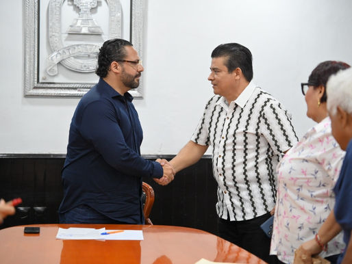 SE REÚNE PEDRO MIGUEL ROSALDO CON VECINOS DE LA PUERTO MÉXICO Y ACUERDAN AGENDA DE TRABAJO.