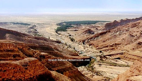 Mountain oasis excursions from Tozeur - Chebika, mountain oasis in Tunisia