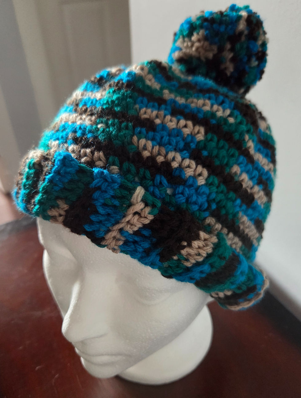 Thumbnail: Tourquoise/Brown Variegated Toque