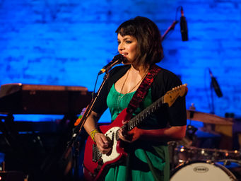 Norah Jones en Chile: Una noche de emoción, clásicos eternos y la magia de “Visions”