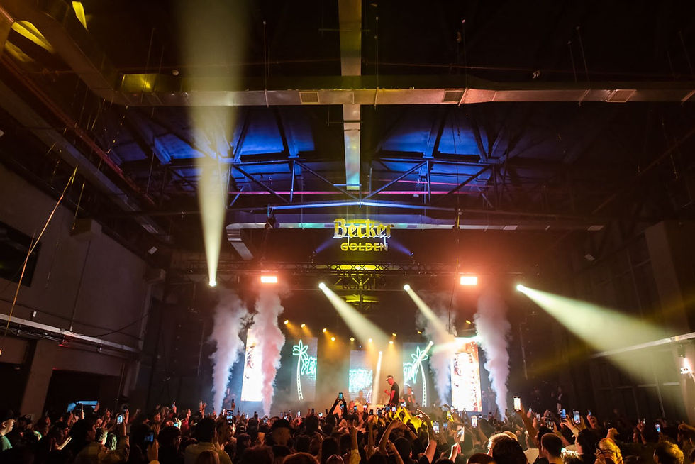 Becker Golden Party reúne a más de 800 personas en el cierre de la temporada mechona 2023