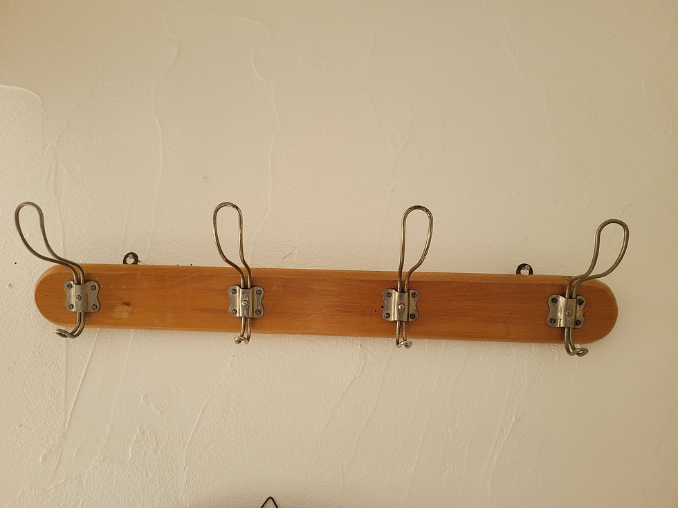 porte manteau mural vintage en bois