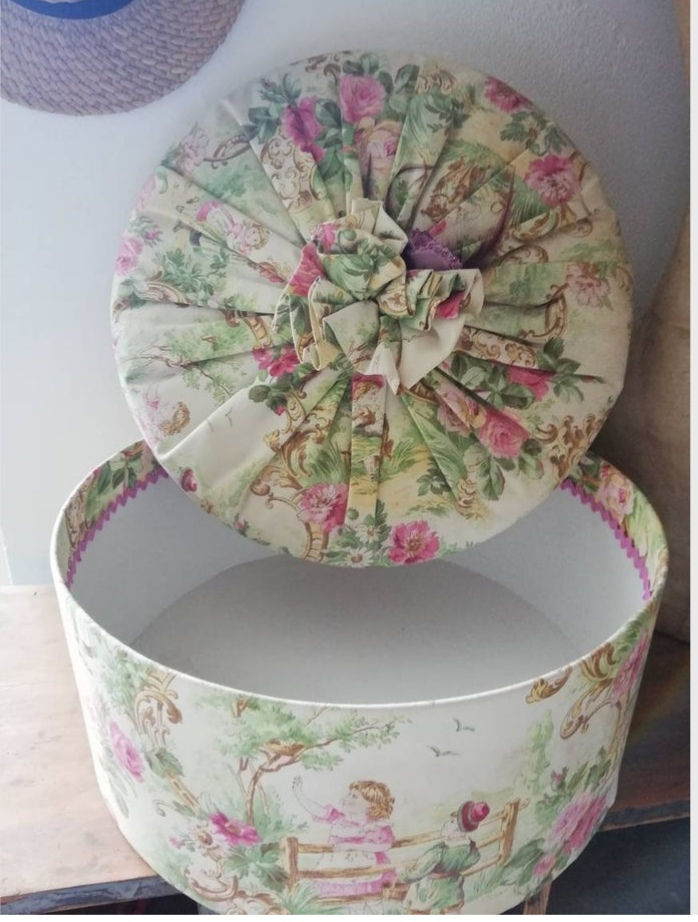 boite à chapeau vintage